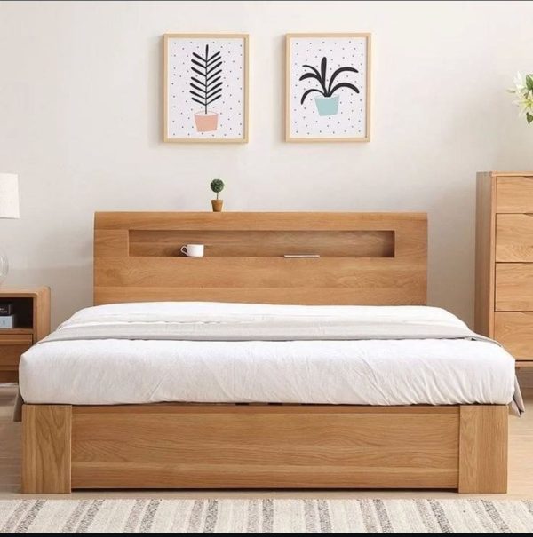 تخت خواب دو نفره چوبی ساده